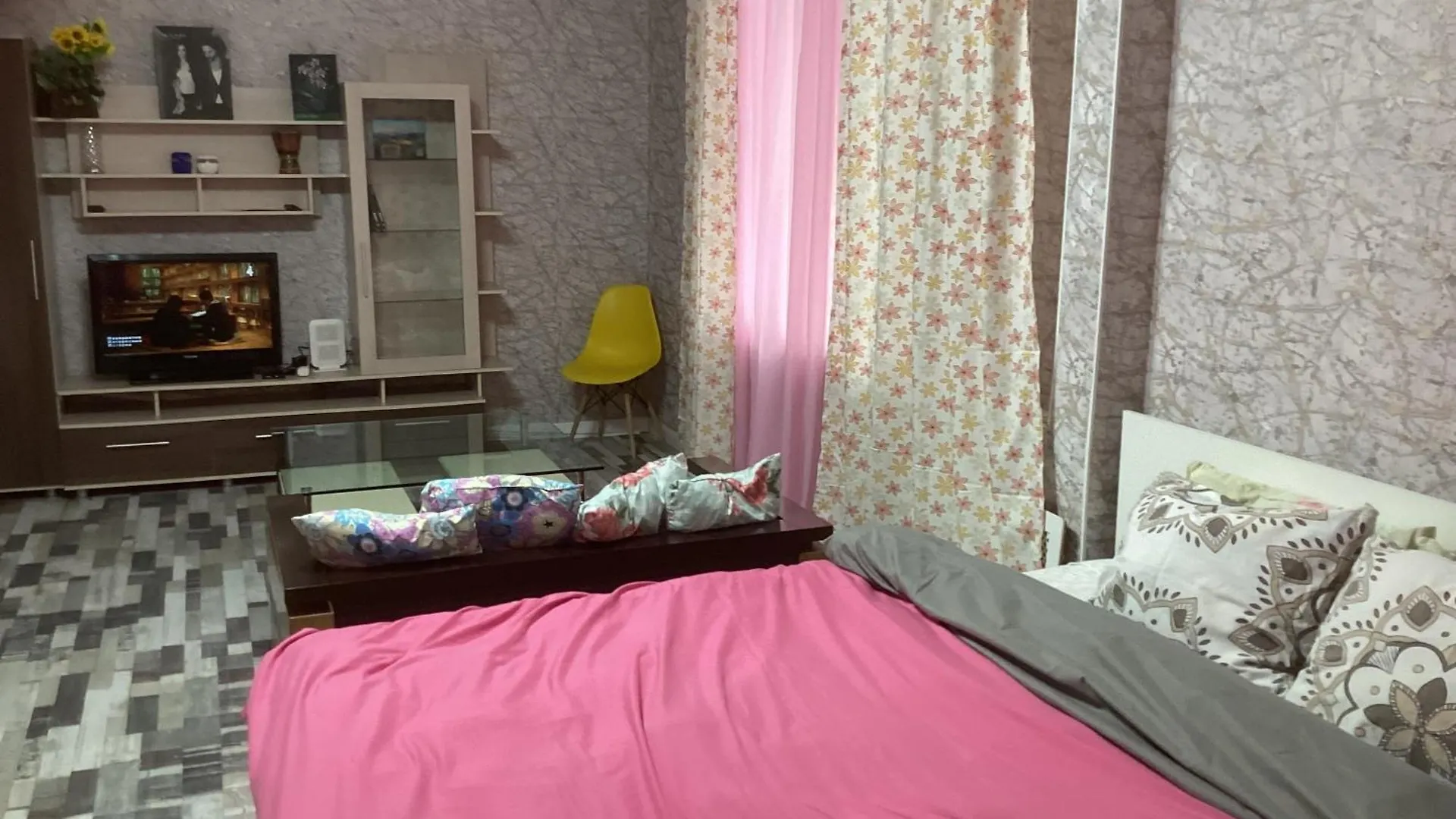 Apartment Сдам 1 Комнатную Квартиру В Центре Алматы Посуточно Абая Масанчи 20500 Тг